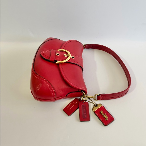 Coach - Soho Flap Bag In Regenerative
Leather - Picture 4 of 16